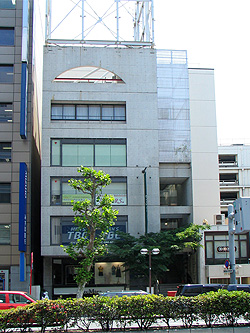 光岡商店外観